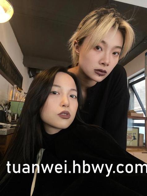 熟妇一区av的相关介绍
