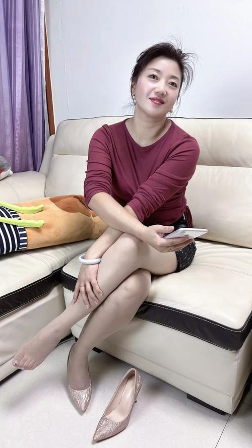欧美GIF久久久动图合集，高清画质与经典循环表情包精选