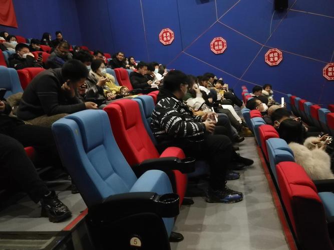 私人影院包场观影｜情侣主题包厢｜定制生日派对放映