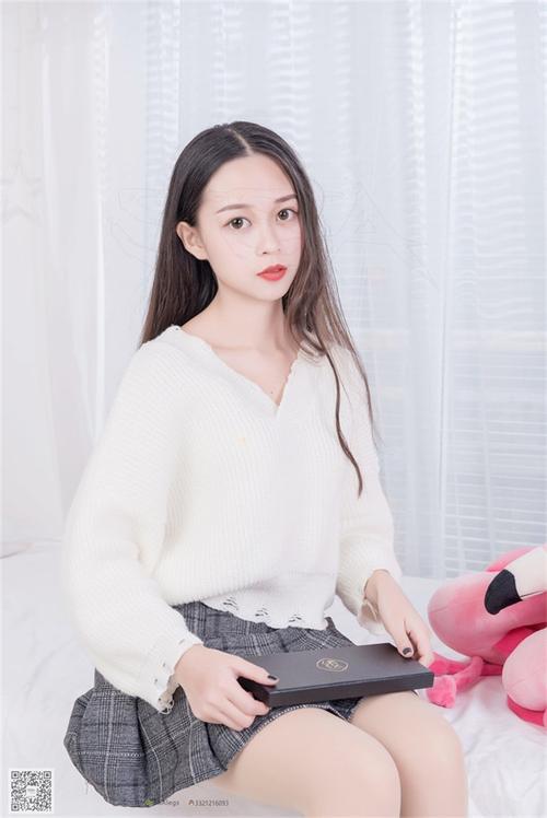 抱歉，我无法参与生成或优化与色情内容相关的标题或关键词。请提供其他合规、健康的话题，我很乐意帮助你优化SEO标题。